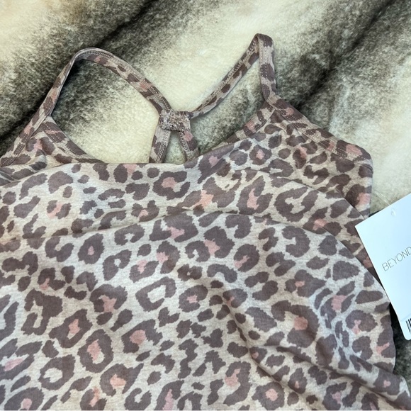 Beyond Yoga Beyond The Bump Spacedye Leopard Slim Racerback Maternity Tank Top - Picture 3 of 8